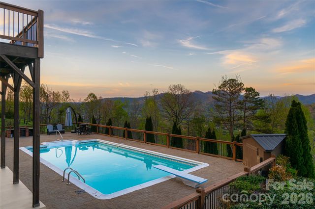 83 Cozy Mountain Lane, Weaverville, NC 28787