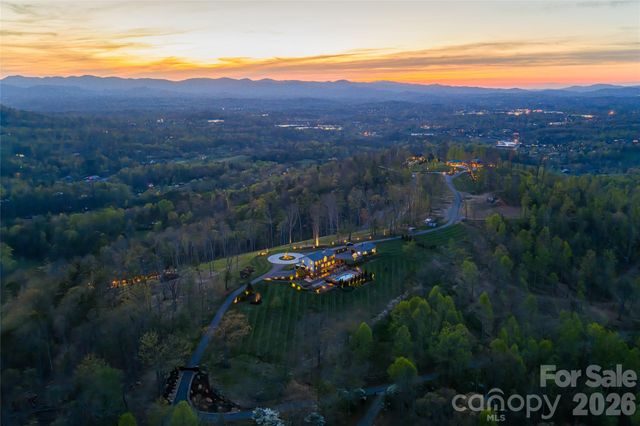 83 Cozy Mountain Lane, Weaverville, NC 28787