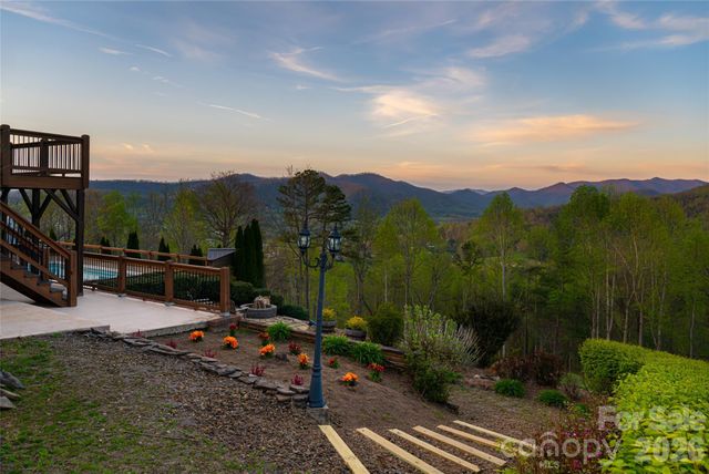 83 Cozy Mountain Lane, Weaverville, NC 28787