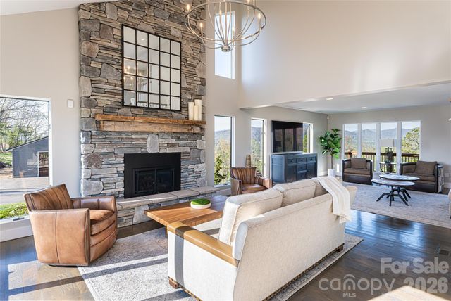 83 Cozy Mountain Lane, Weaverville, NC 28787