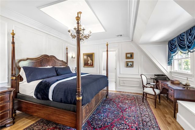 541 Bellevue Avenue 5, Newport, RI 02840