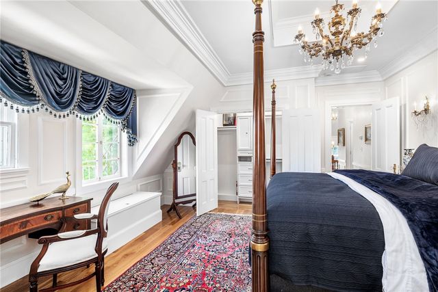 541 Bellevue Avenue 5, Newport, RI 02840