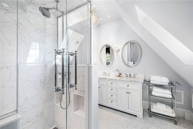 541 Bellevue Avenue 5, Newport, RI 02840
