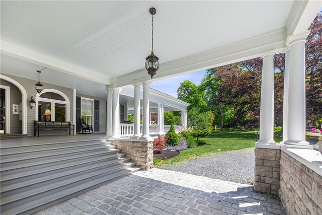 541 Bellevue Avenue 5, Newport, RI 02840
