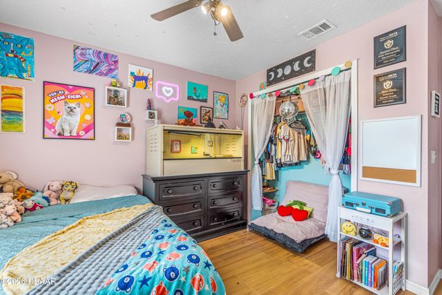 2509 Chester Avenue, New Smyrna Beach, FL 32168