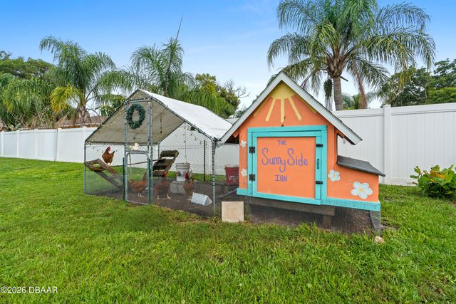 2509 Chester Avenue, New Smyrna Beach, FL 32168