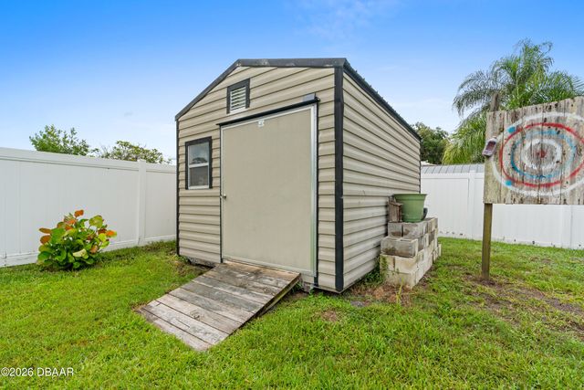 2509 Chester Avenue, New Smyrna Beach, FL 32168