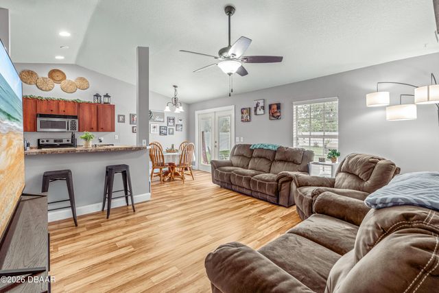 2509 Chester Avenue, New Smyrna Beach, FL 32168