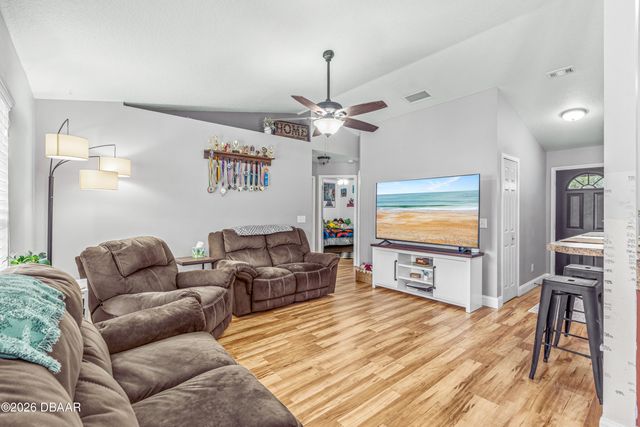 2509 Chester Avenue, New Smyrna Beach, FL 32168