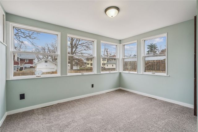 1920 4th Avenue SE, Cedar Rapids, IA 52403