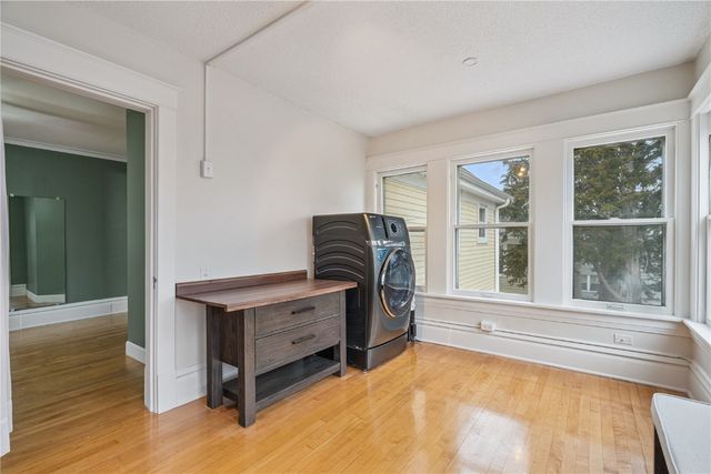 1920 4th Avenue SE, Cedar Rapids, IA 52403