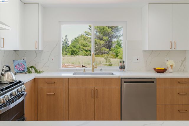 106 Samoa Ct, San Ramon, CA 94582