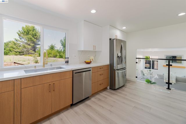 106 Samoa Ct, San Ramon, CA 94582