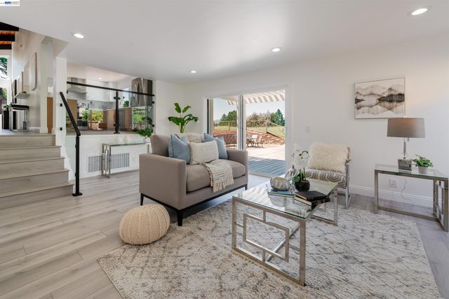 106 Samoa Ct, San Ramon, CA 94582
