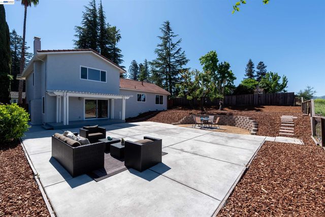 106 Samoa Ct, San Ramon, CA 94582