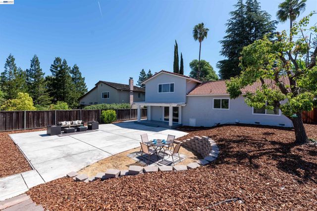 106 Samoa Ct, San Ramon, CA 94582