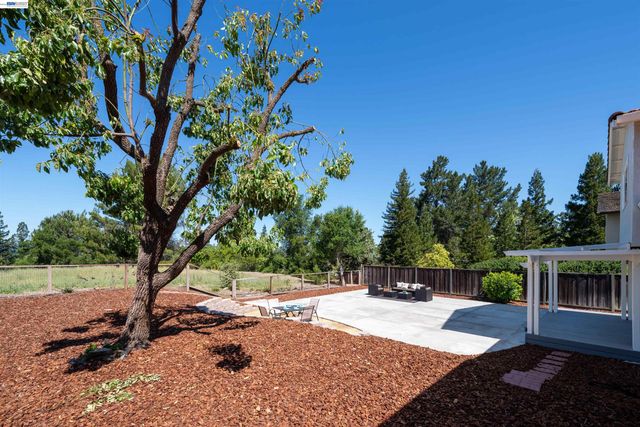 106 Samoa Ct, San Ramon, CA 94582
