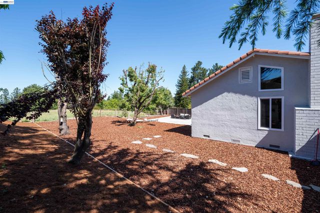 106 Samoa Ct, San Ramon, CA 94582