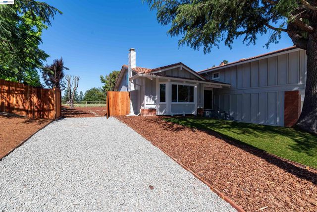 106 Samoa Ct, San Ramon, CA 94582