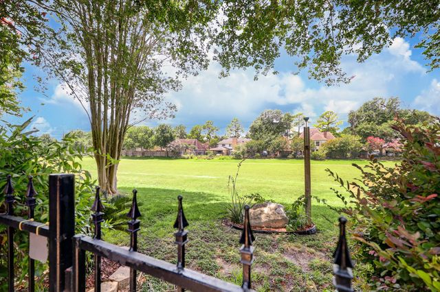 16403 Knightrider Drive, Spring, TX 77379