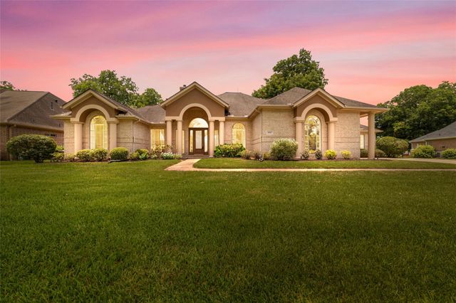 32610 Whitburn Trail, Fulshear, TX 77441