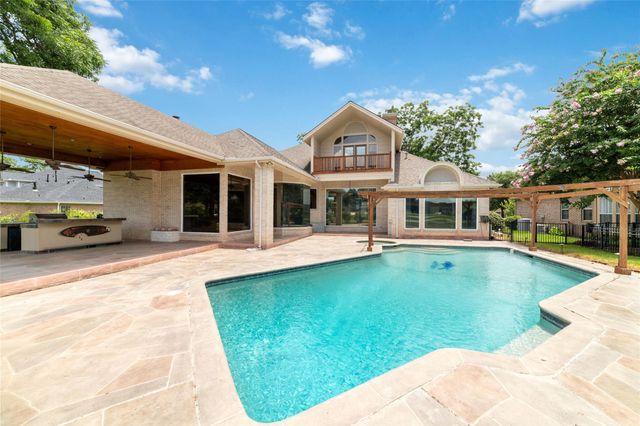 32610 Whitburn Trail, Fulshear, TX 77441