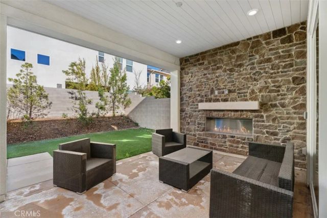 67 Ray, Irvine, CA 92618