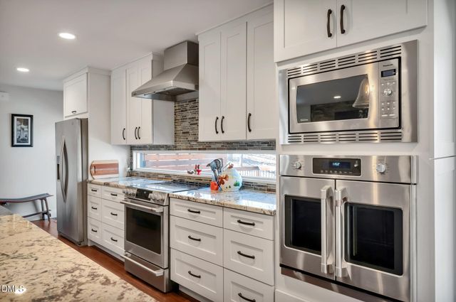 1 Emily Road, Chapel Hill, NC 27514