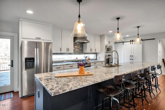 1 Emily Road, Chapel Hill, NC 27514