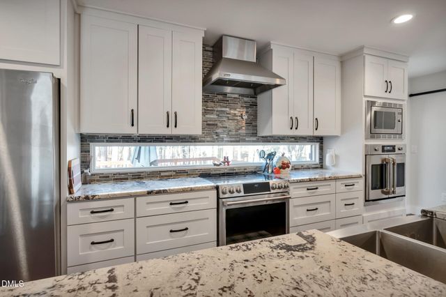 1 Emily Road, Chapel Hill, NC 27514