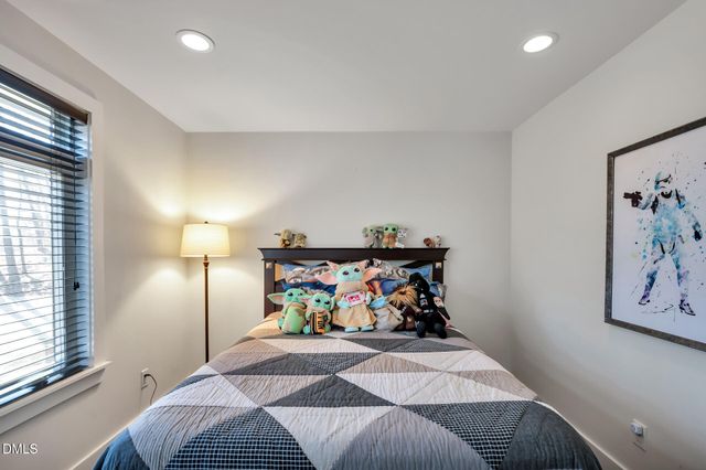 1 Emily Road, Chapel Hill, NC 27514