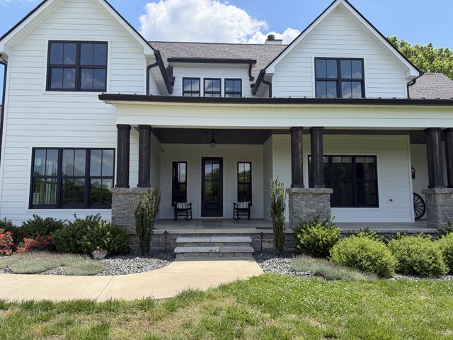5459 Harris Cemetery Rd, Chapel Hill, TN 37034