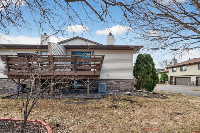 5127 84th Court N, Brooklyn Park, MN 55443