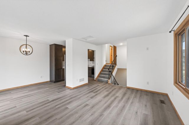 5127 84th Court N, Brooklyn Park, MN 55443