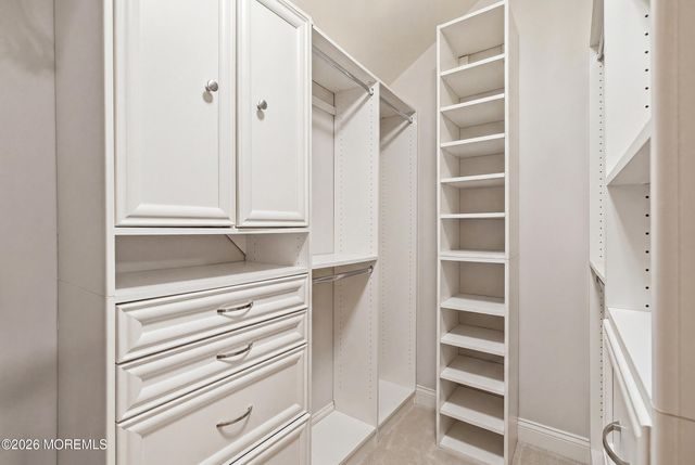 18 Barbara Lane, Oakhurst, NJ 07755