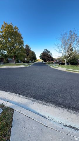 1374 MAPLE DR, Logan, UT 84321