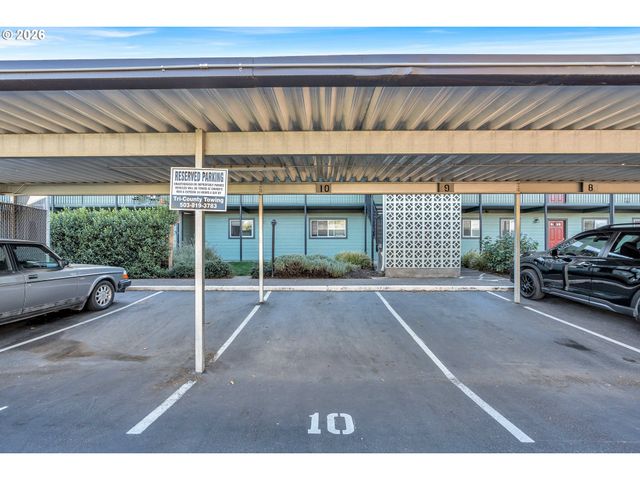 9333 N LOMBARD St 19, Portland, OR 97203