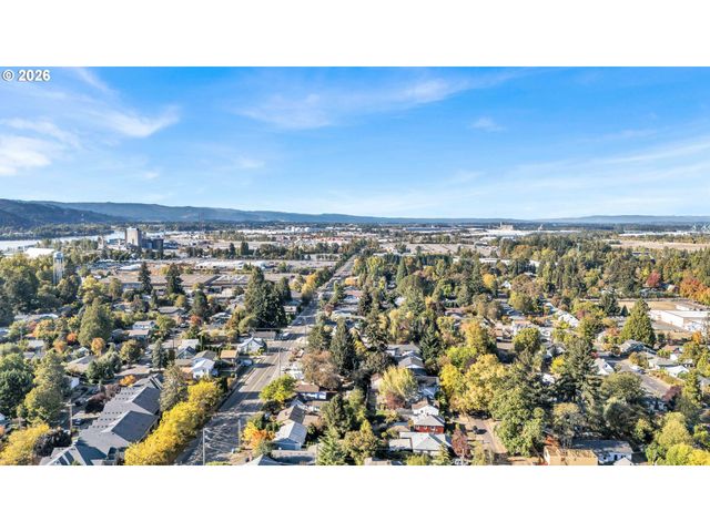 9333 N LOMBARD St 19, Portland, OR 97203