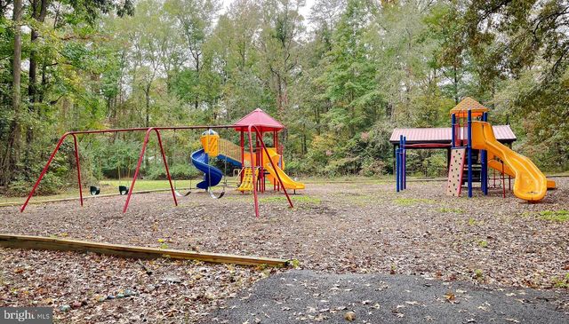 513 CLARKS RUN RD, La Plata, MD 20646