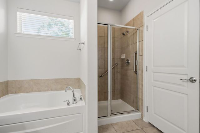 16918 Cherokee Lake Lane, Houston, TX 77044