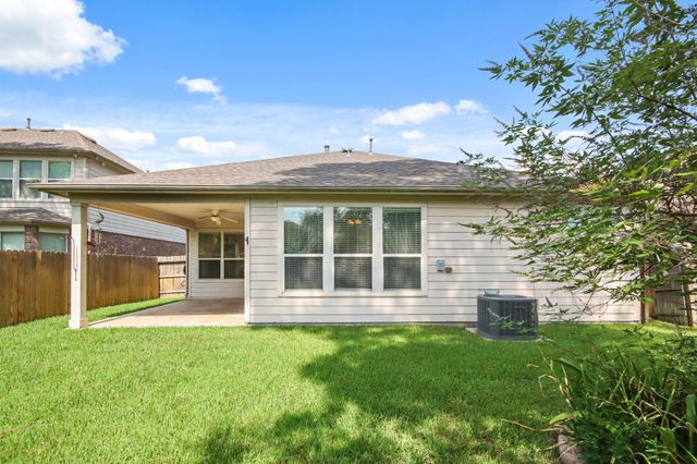 16918 Cherokee Lake Lane, Houston, TX 77044