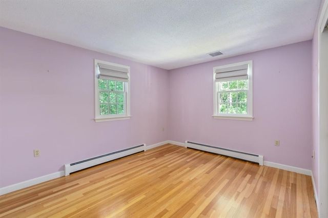 135 Raleigh Tavern Lane, North Andover, MA 01845