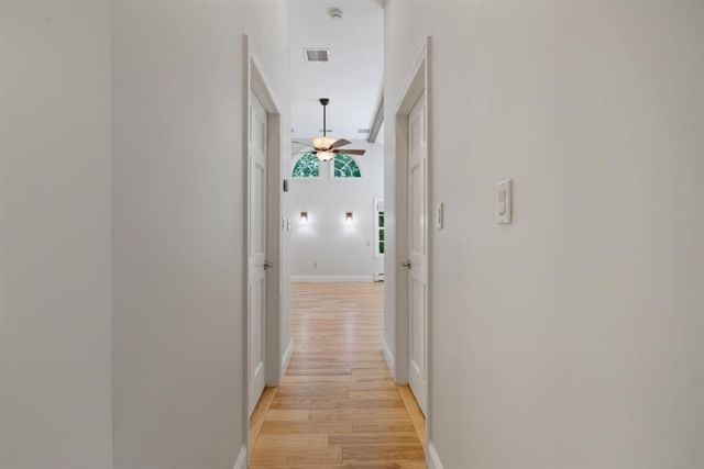 135 Raleigh Tavern Lane, North Andover, MA 01845