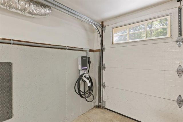 135 Raleigh Tavern Lane, North Andover, MA 01845
