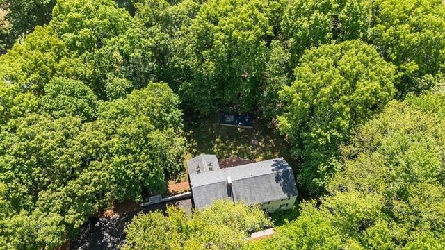 135 Raleigh Tavern Lane, North Andover, MA 01845