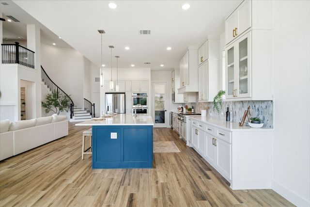 11006 White Caterpillar Drive, Cypress, TX 77433