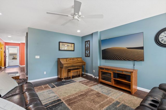 1281 3rd Street E, Saint Paul, MN 55106
