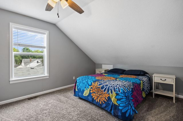 1281 3rd Street E, Saint Paul, MN 55106