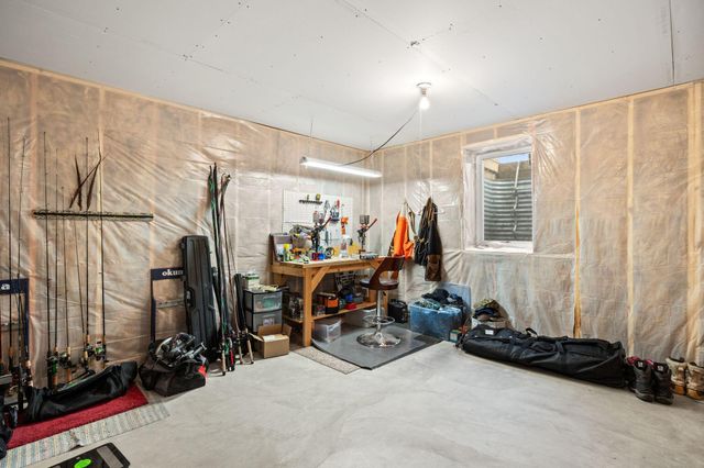 1281 3rd Street E, Saint Paul, MN 55106