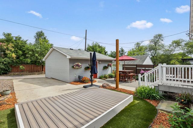 1281 3rd Street E, Saint Paul, MN 55106